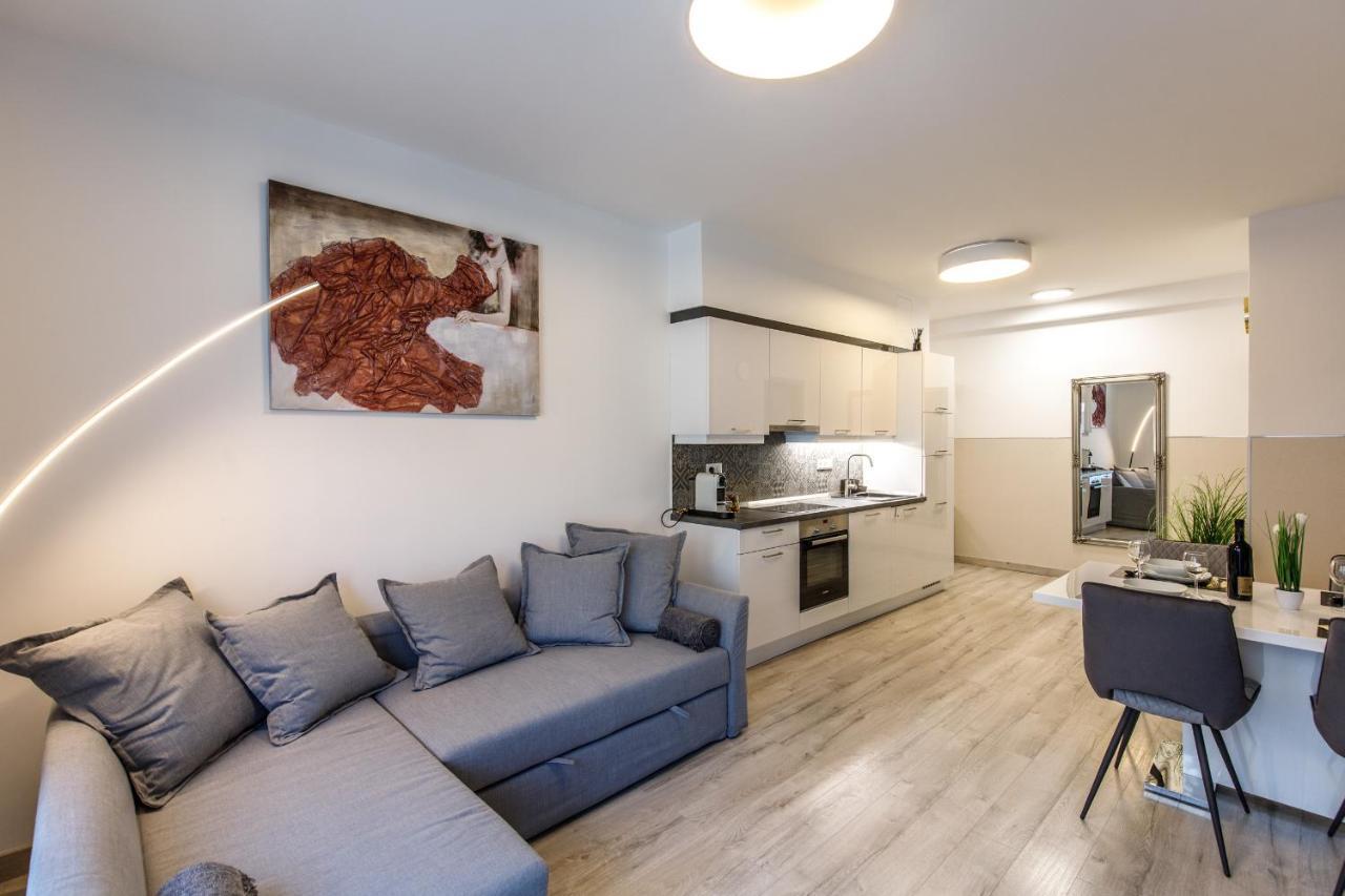 K40 Boutique Apartment In The City Center บูดาเปสต์ ภายนอก รูปภาพ